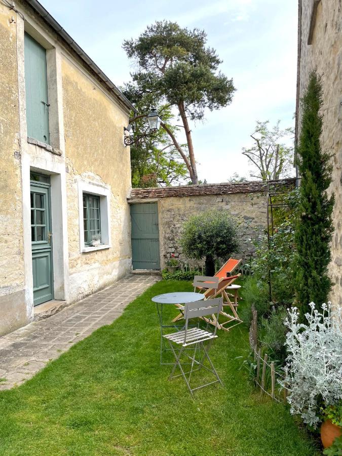 Appartamento La Pierre Levée Montigny-sur-Loing Esterno foto