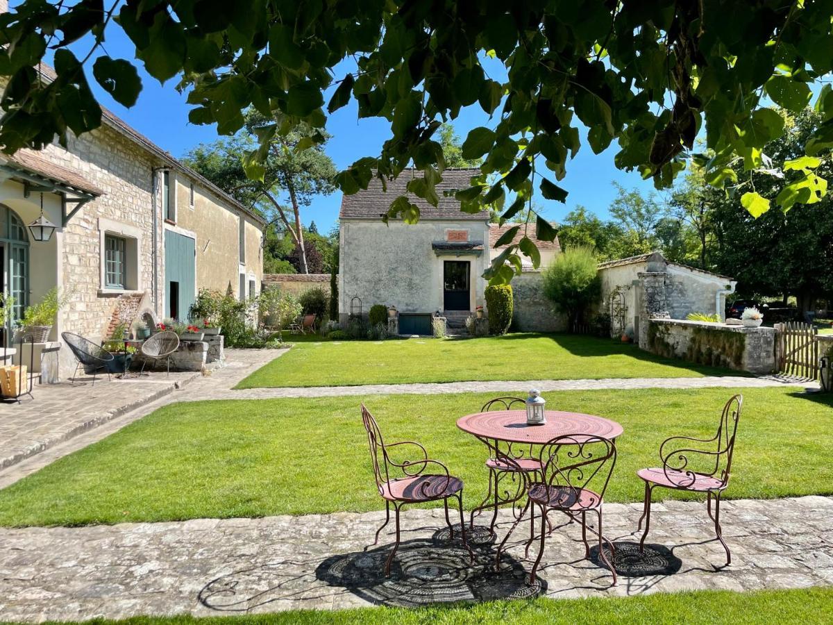 Appartamento La Pierre Levée Montigny-sur-Loing Esterno foto